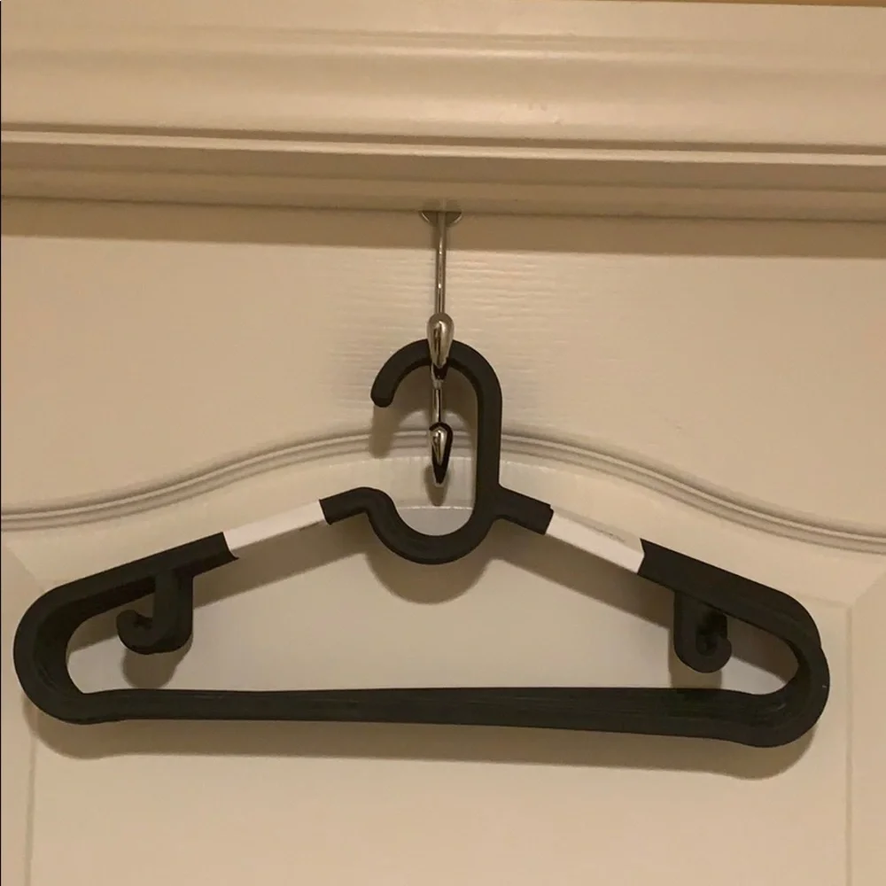 Set of 20 individual IKEA hangers plastic black SPRING CLEAN